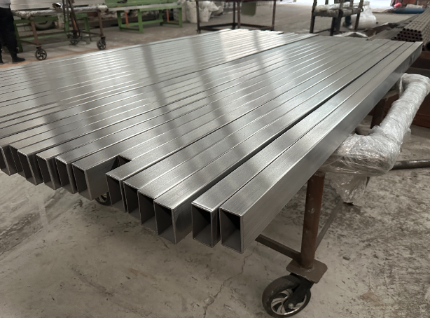 城口新能源汽车用不锈钢方管 现货